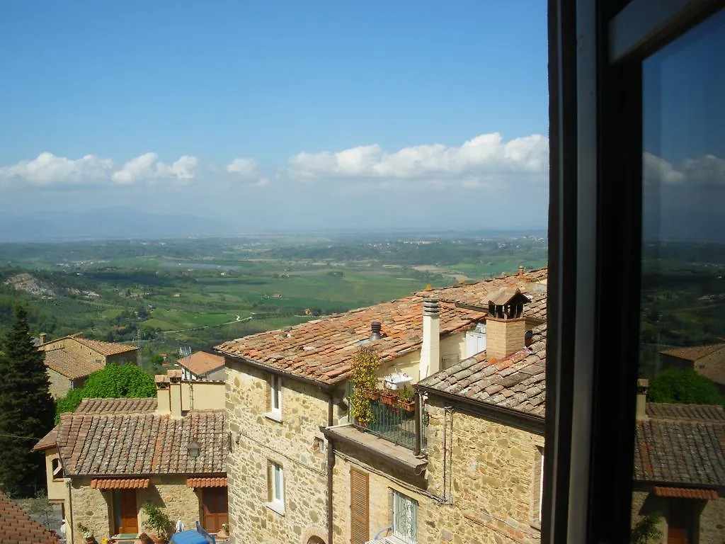 Palazzo Del Borgo Guest House Chianni Italy