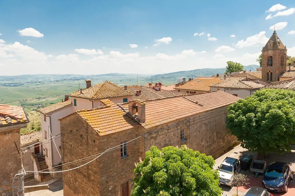 Palazzo Del Borgo Guest House Chianni